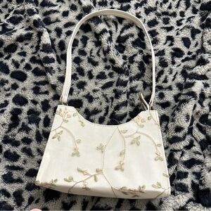SHEIN Cream Floral Embroidered Shoulder Bag